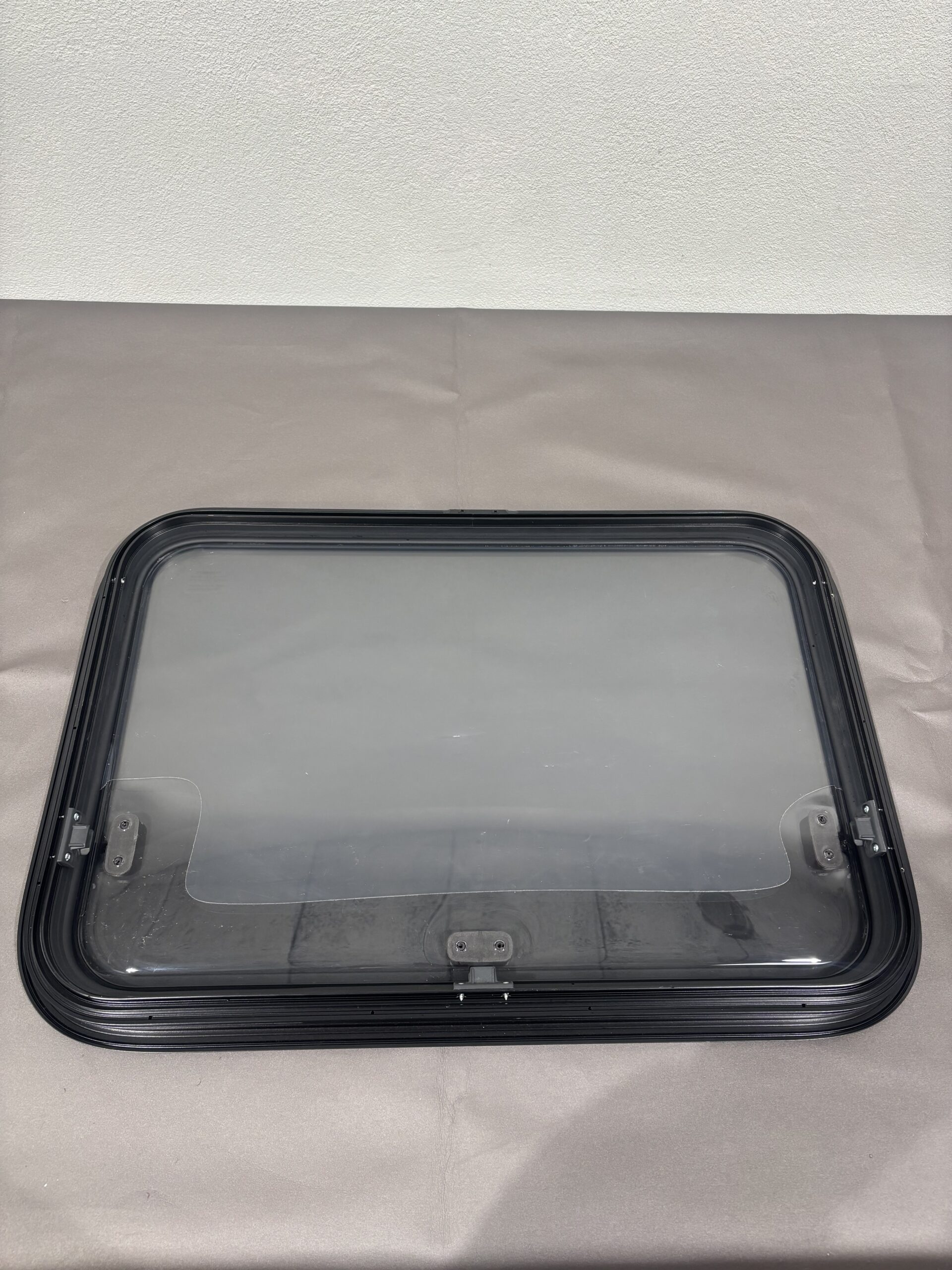 Dometic S7 P Ausstellfenster 650x450mm – Bild 3