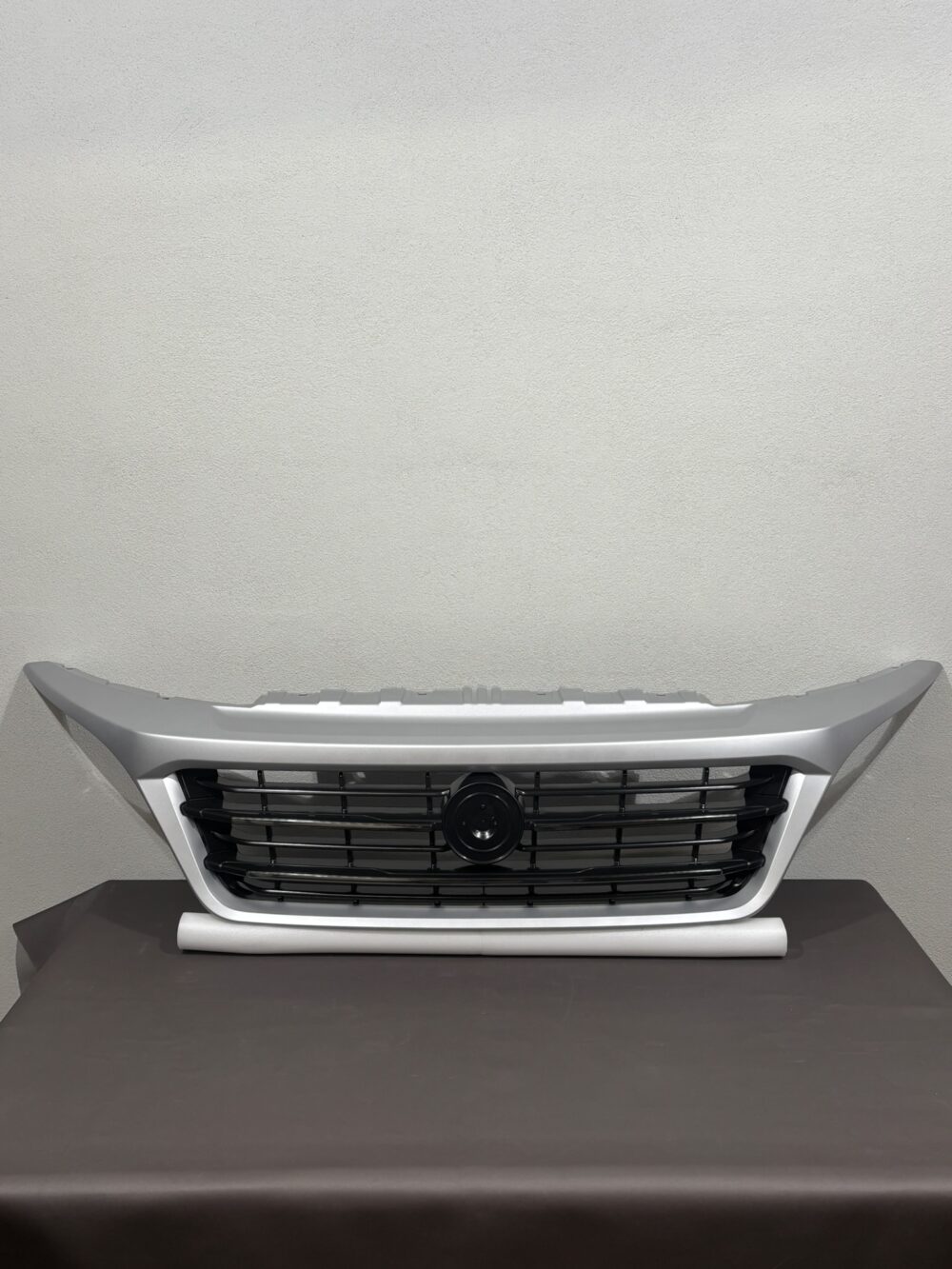 Niesmann+Bischoff Kühlergrill – Bild 13