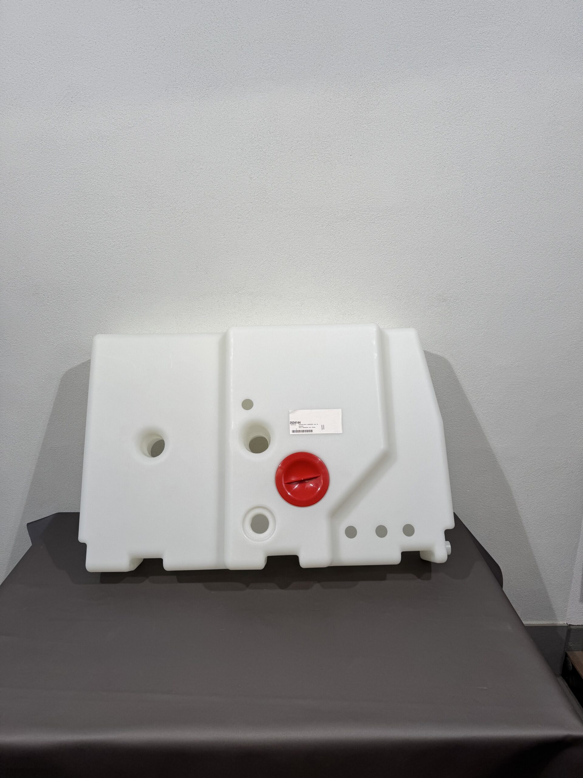 Niesmann + Bischoff Wassertank 130 Liter 1050x695x250