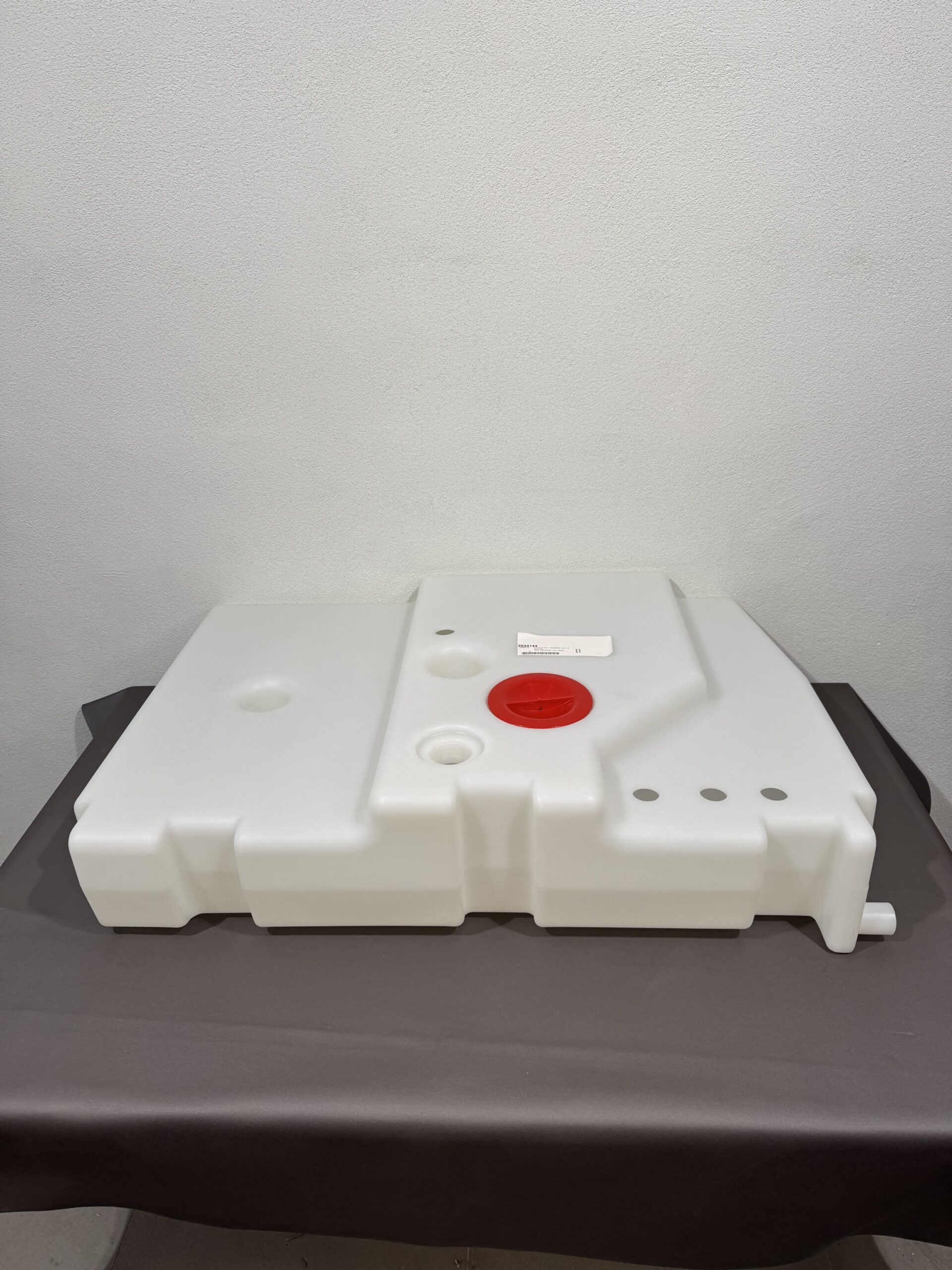 Niesmann + Bischoff Wassertank 130 Liter 1050x695x250 – Bild 4