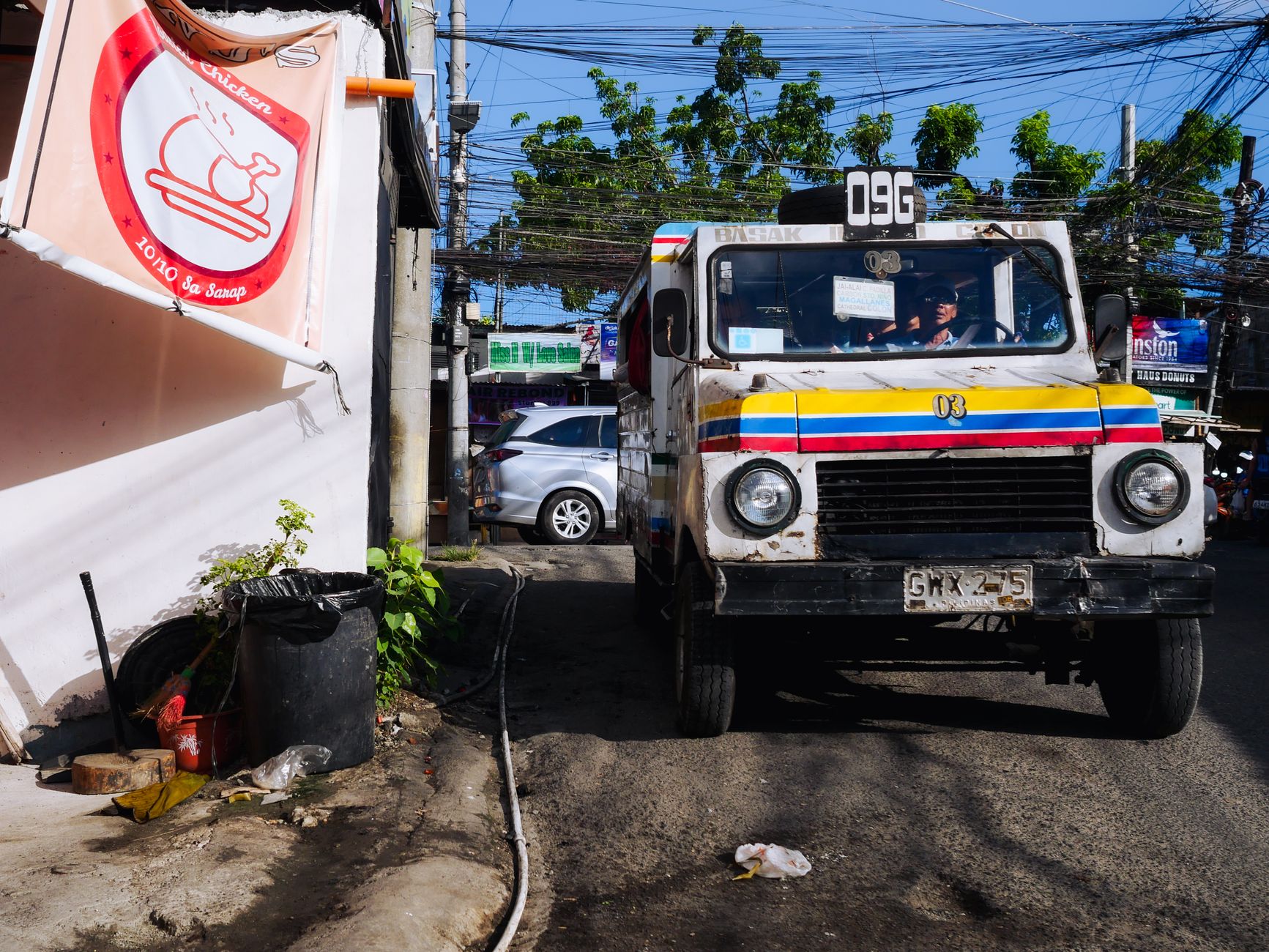 Jeepney i bygaden