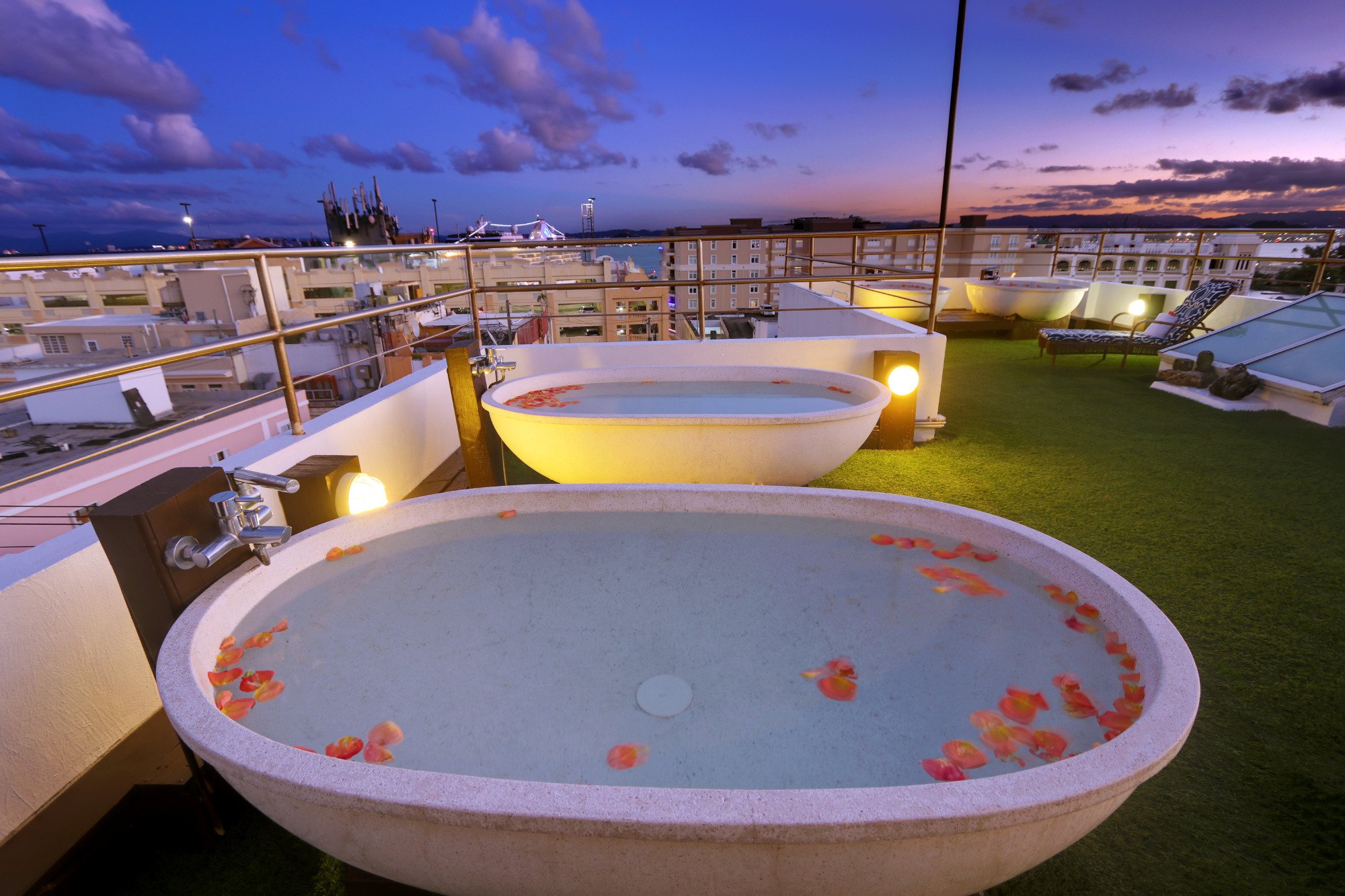 Farah Casablanca - Billede 1