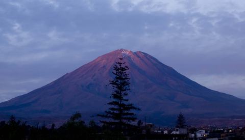 Vulkanen Misti over Arequipa