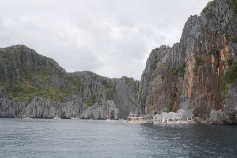 Kalkstensklipper ved El Nido