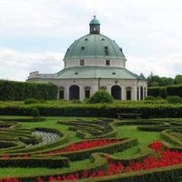 Gardens and Castle at Kromeríz by Ian Cade