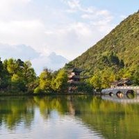 Old Town of Lijiang by Frederik Dawson