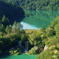 Plitvice Lakes by Hubert