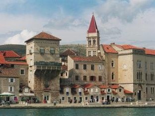 Trogir by Hubert