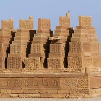 Chaukhandi Tombs, Karachi by Solivagant