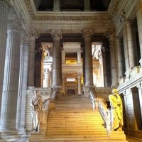 Le Palais de Justice de Bruxelles by Caspar Dechmann