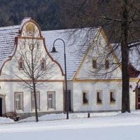 Holasovice by Tsunami