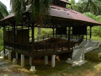 Lenggong Valley by Boj