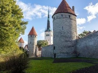 Tallinn by Michael Turtle