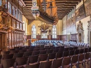 Town Hall and Roland, Bremen by Michael Turtle