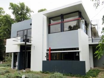 Rietveld Schröderhuis by Jay T