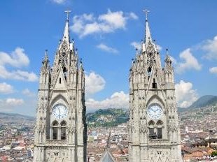 Quito by Frederik Dawson