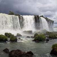 Iguacu by Michael Turtle
