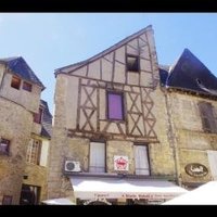 Centre ancien de Sarlat by Thibault Magnien