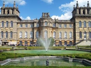 Blenheim Palace by Jay T