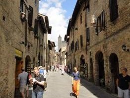 San Gimignano by Echwel