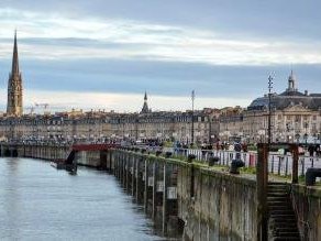 Bordeaux by Frederik Dawson