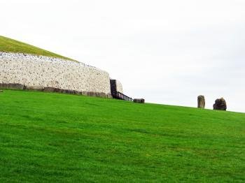 Brú na Bóinne by Jay T