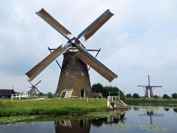 Kinderdijk by Jay T