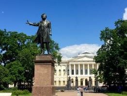 St. Petersburg by Yuri Samozvanov