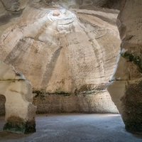 Caves of Maresha and Bet Guvrin by Gary Arndt
