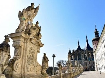 Kutna Hora by Frederik Dawson