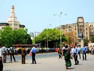 Victorian Gothic and Art Deco Ensembles of Mumbai by Bernard Joseph Esposo Guerrero