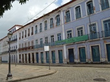 São Luis by Michael Novins