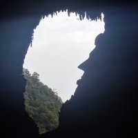 Gunung Mulu by Zoë Sheng