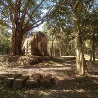 Sambor Prei Kuk by Nan