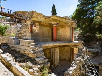 Minoan Palatial Centres by Ilya Burlak
