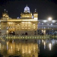 Sri Harimandir Sahib, Amritsar, Punjab by Solivagant