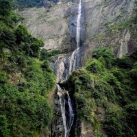 Lushan National Park by Dwight Zehuan Xiao