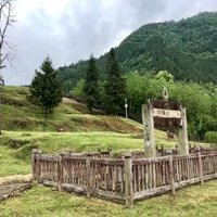 Tusi Sites by Stanislaw Warwas