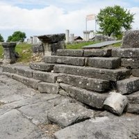 The ancient town of Nicopolis ad Istrum by Lisu Marian