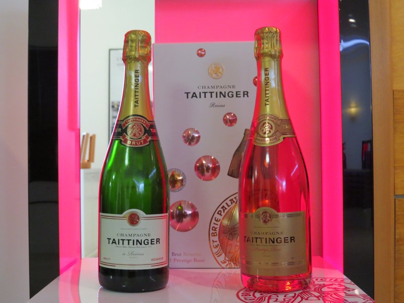 Champagne1.JPG