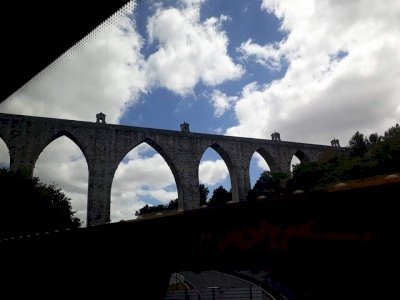 Aguas Livres Aqueduct by GabLabCebu
