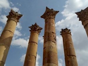 Jerash Archaeological City  by GabLabCebu