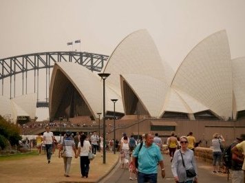 Sydney Opera House by Nan