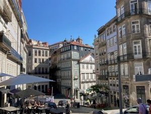 Oporto by Jakob Frenzel