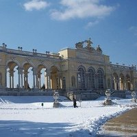 Schönbrunn by Els Slots