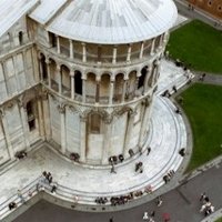 Piazza del Duomo (Pisa) by Els Slots