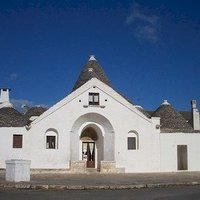 The trulli of Alberobello by Els Slots