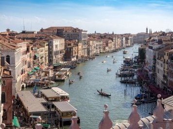 Venice and its Lagoon by Ilya Burlak