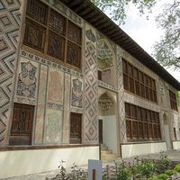 Sheki by Els Slots