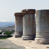 Historic Monument of Kangavar by Solivagant
